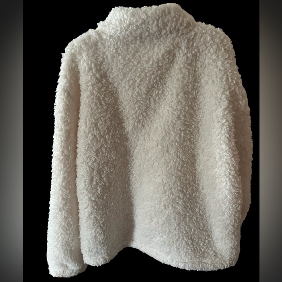 EUC Girl’s GAP Sherpa - Picture 2 of 3